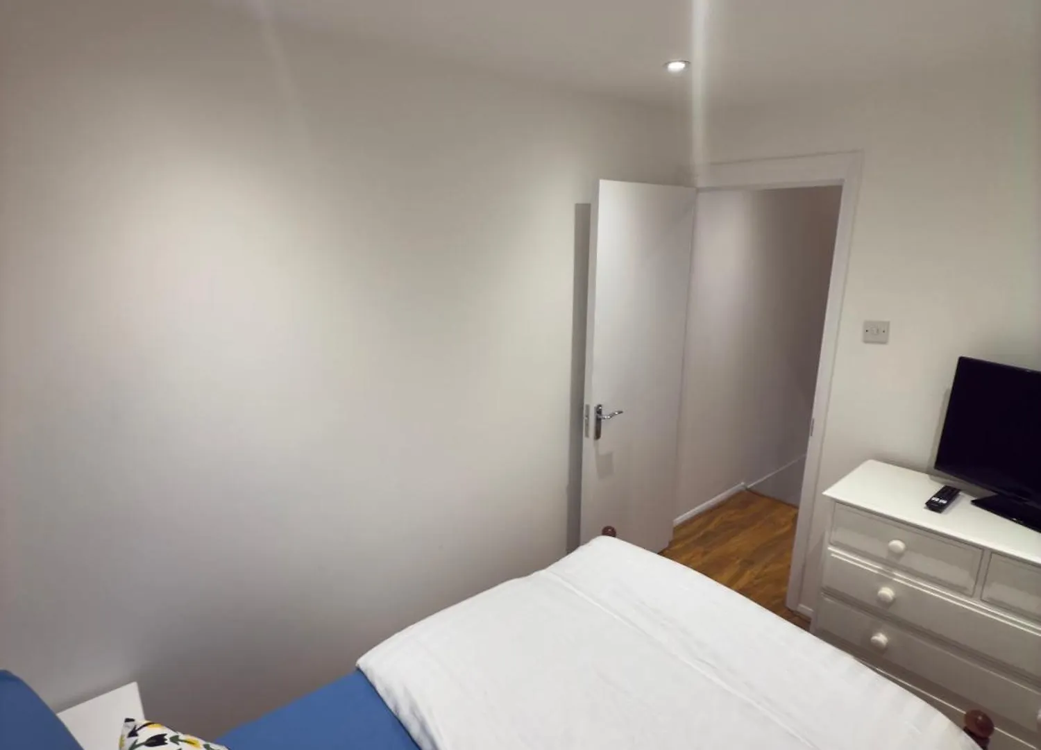 Homestay Bel Great Apartment London